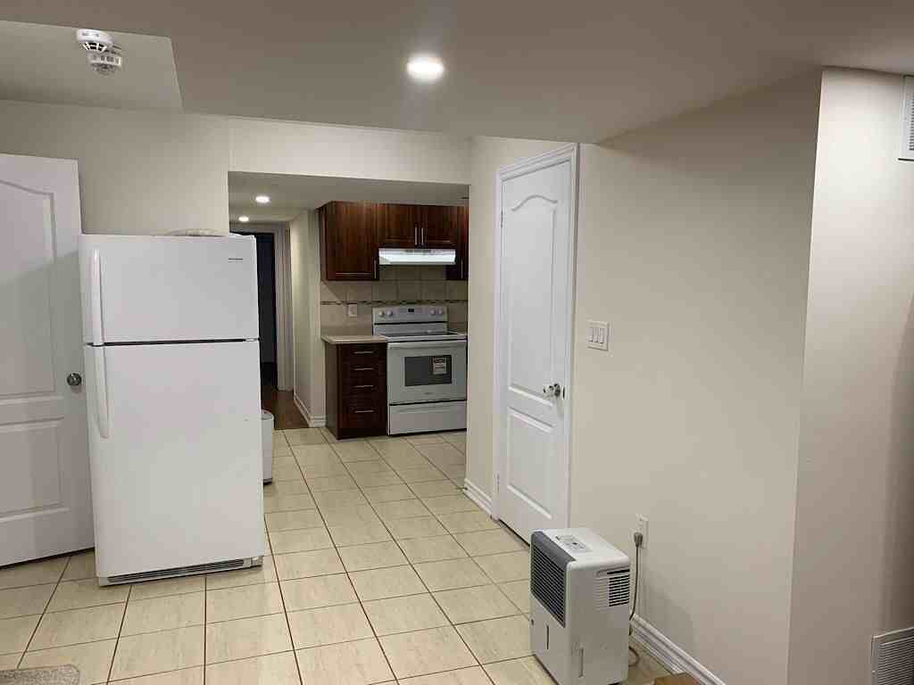 64 Bandera Dr - Photo 3 of 10