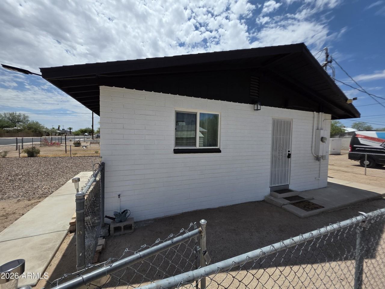 574 S Park St #B - Photo 3 of 21