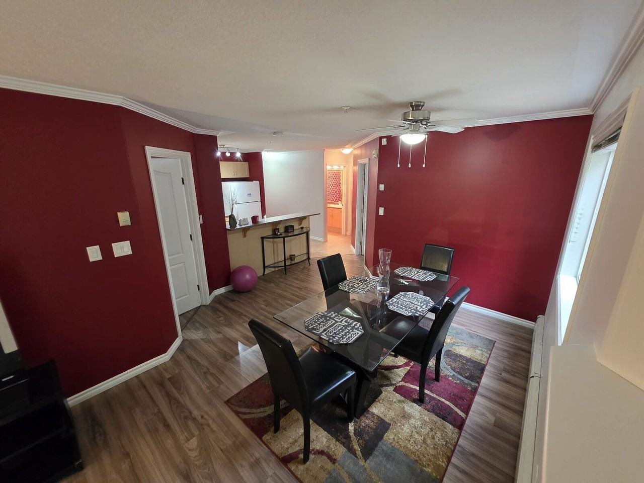 9938 104 St Nw - Photo 2 of 27