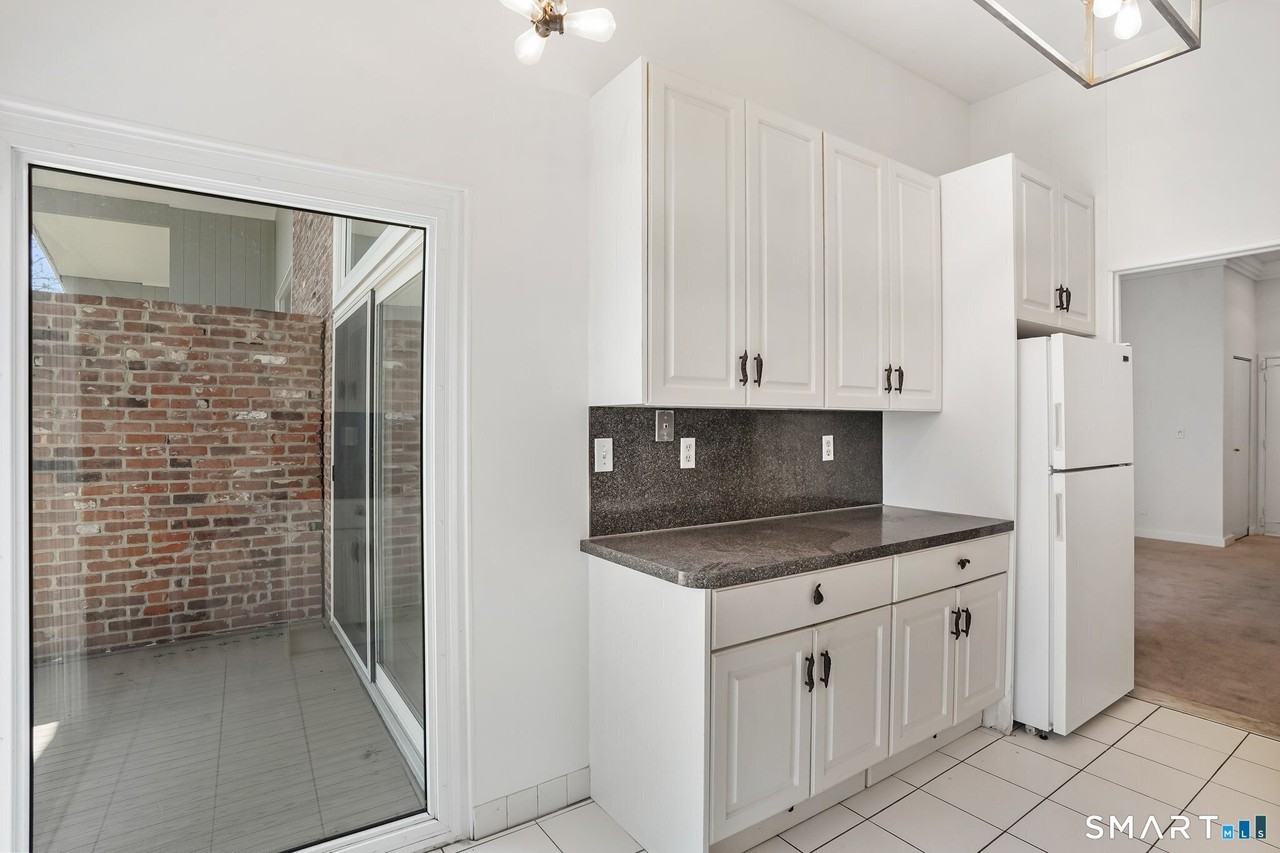 106 Southport Woods Dr #106 - Photo 5 of 13