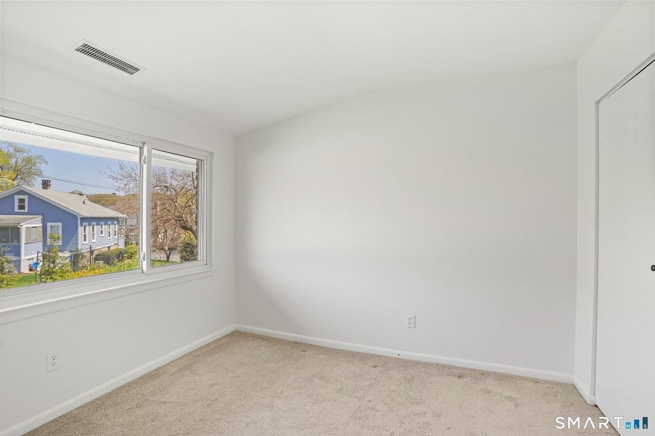 106 Southport Woods Dr #106 - Photo 7 of 13