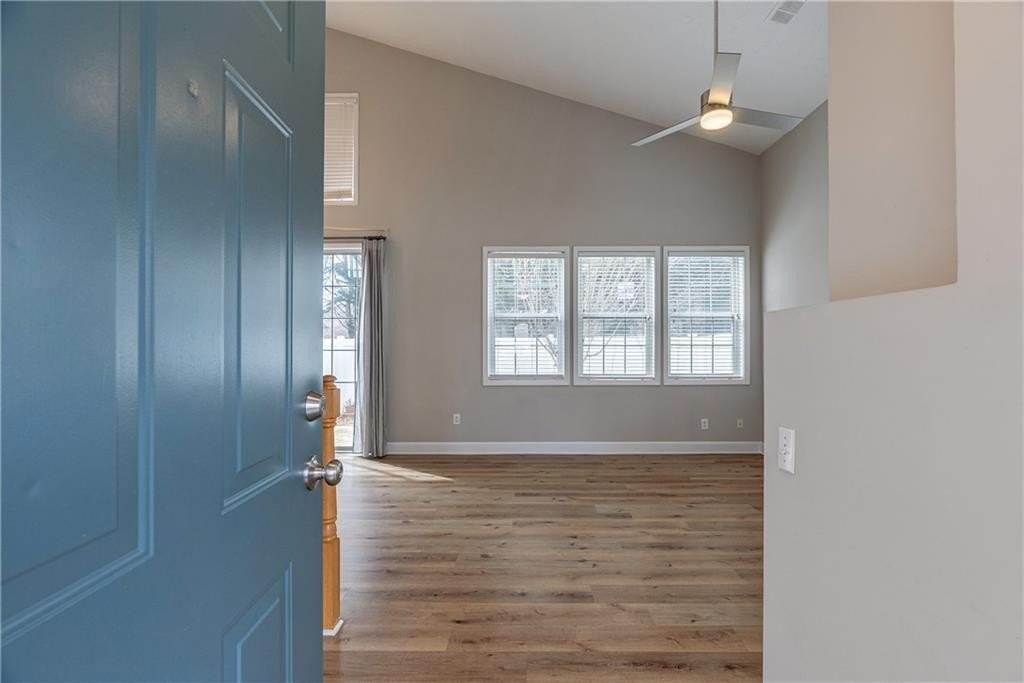211 Harmony Ct - Photo 3 of 31