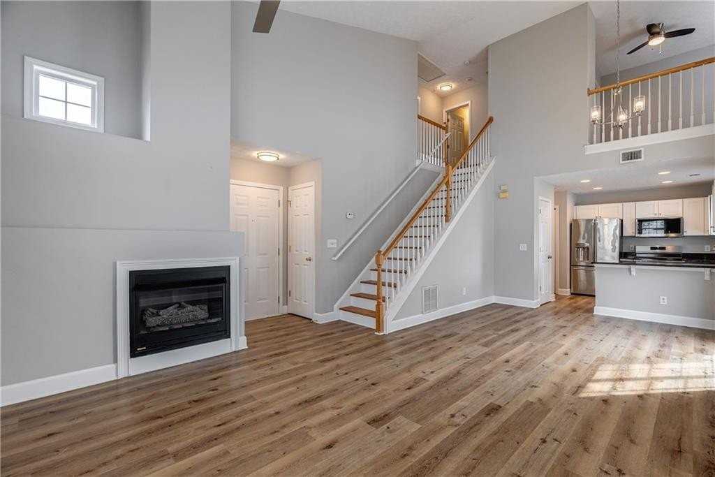 211 Harmony Ct - Photo 6 of 31