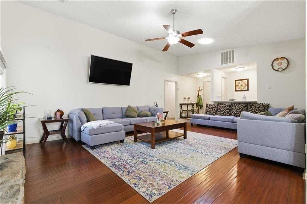 2025 Kristian Way - Photo 7 of 27