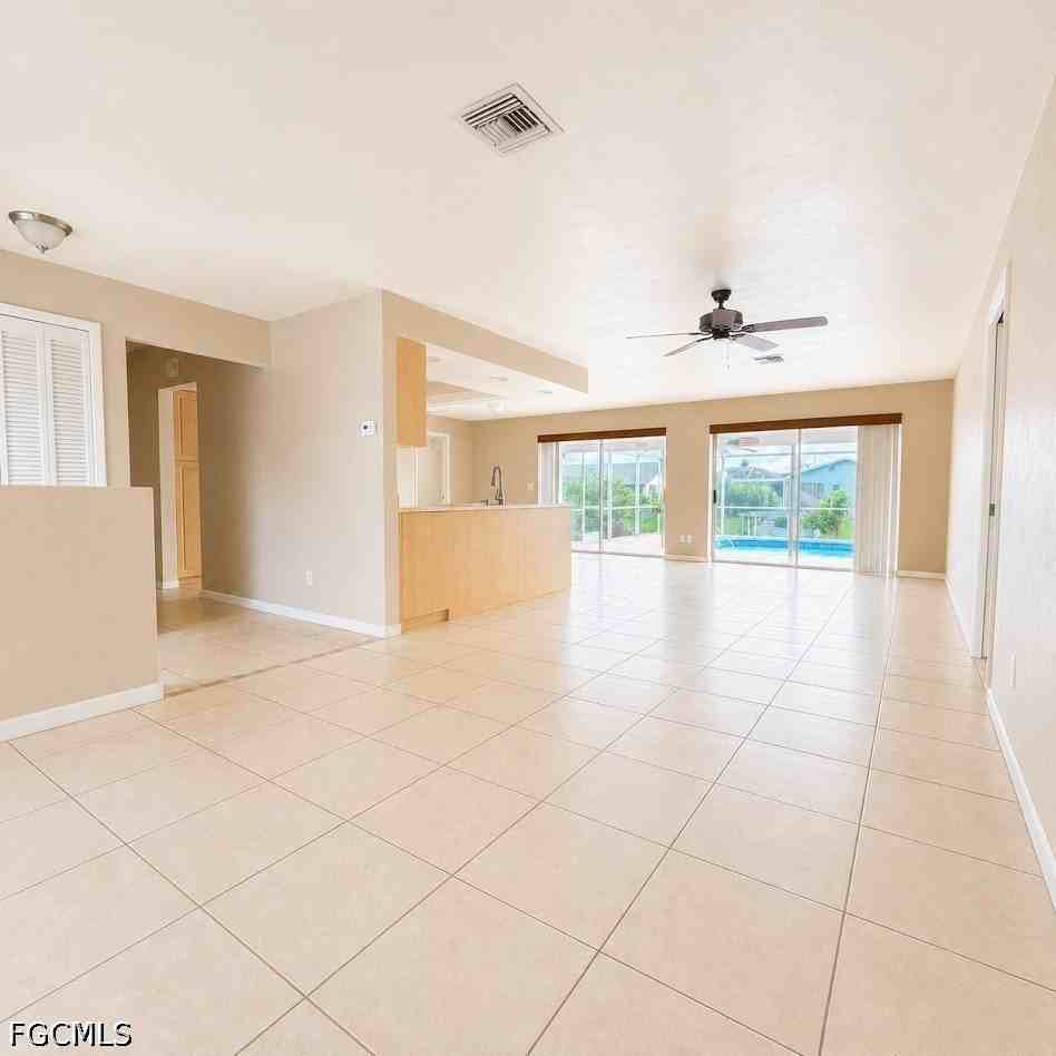 1429 Se 31st Ter - Photo 3 of 27