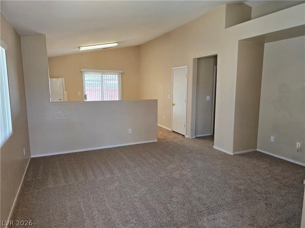 5525 Raven Creek Ave - Photo 3 of 9