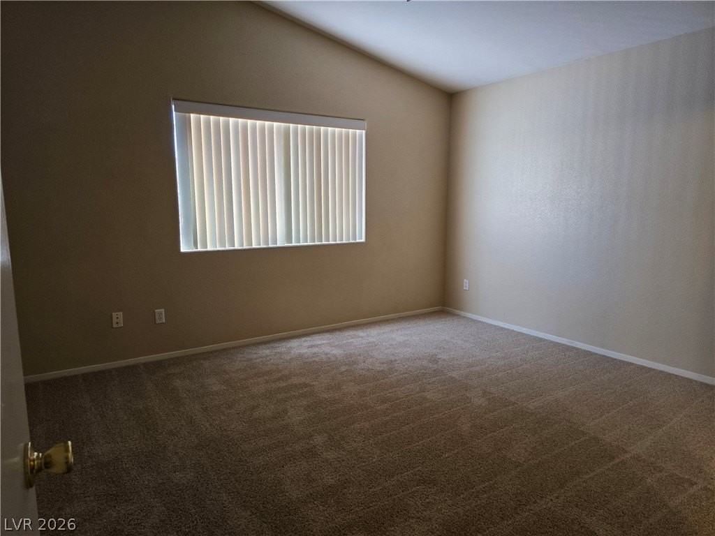 5525 Raven Creek Ave - Photo 5 of 9