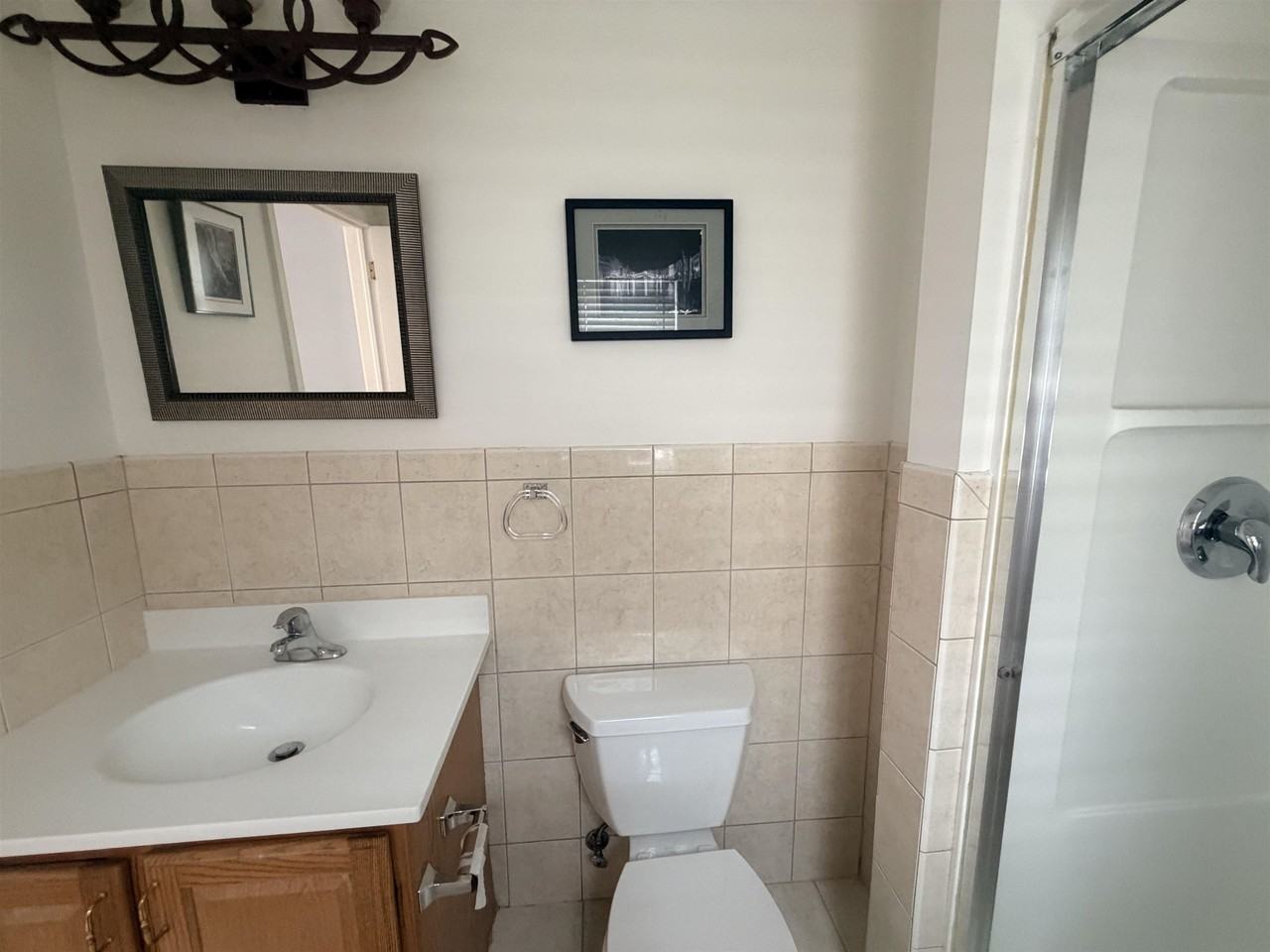 143 W 1st St #2 - Photo 6 of 18