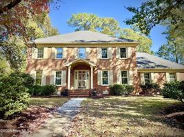 featured image of 703 Daventry Dr