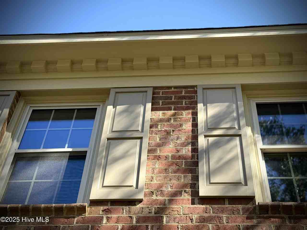 703 Daventry Dr - Photo 4 of 50