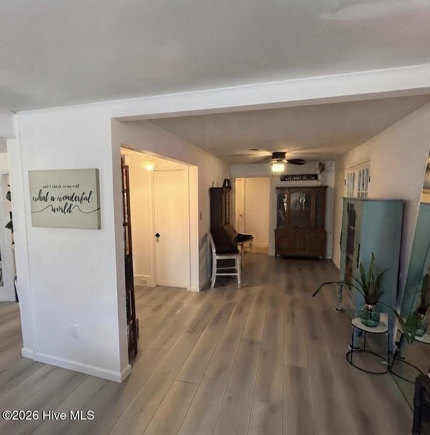 1409 Wooster St - Photo 7 of 45