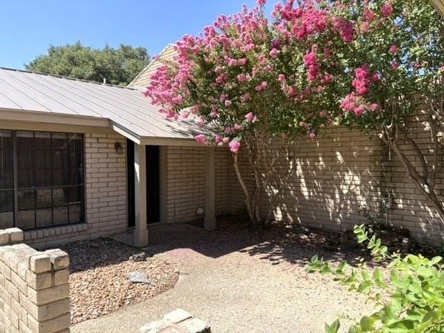 531 Fairway Ct - Photo 3 of 26