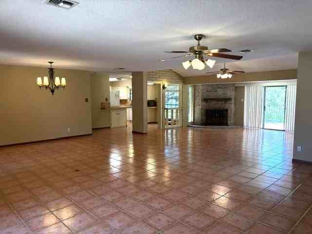 531 Fairway Ct - Photo 4 of 26