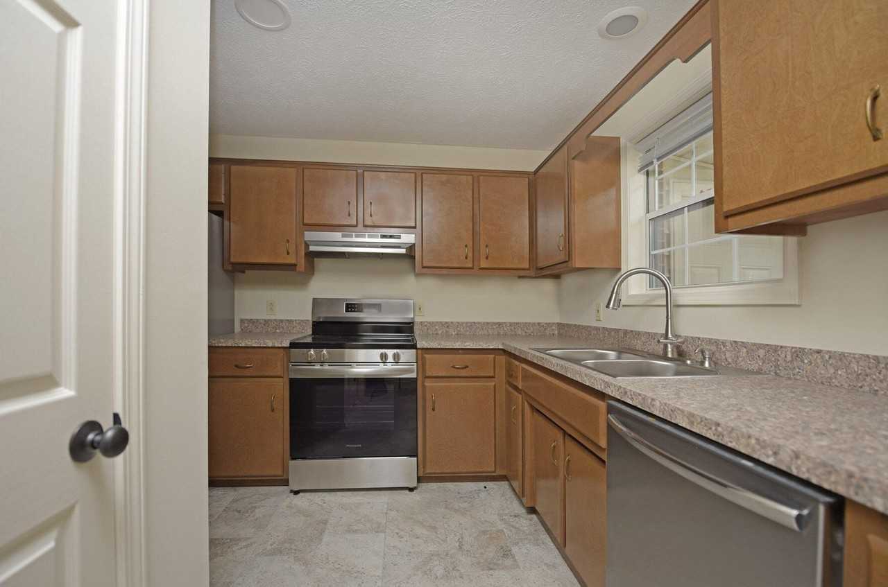 107 Oakmont Ln - Photo 5 of 13