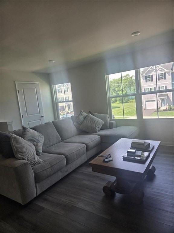 535 Delta Rd - Photo 3 of 12