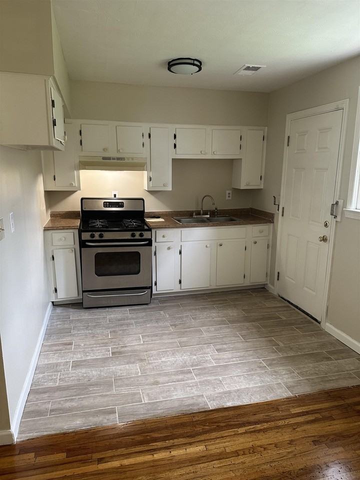 3559 Millard Rd - Photo 6 of 8