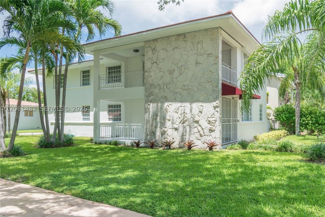 3912 Ponce De Leon Blvd #1FL - Photo 4 of 25