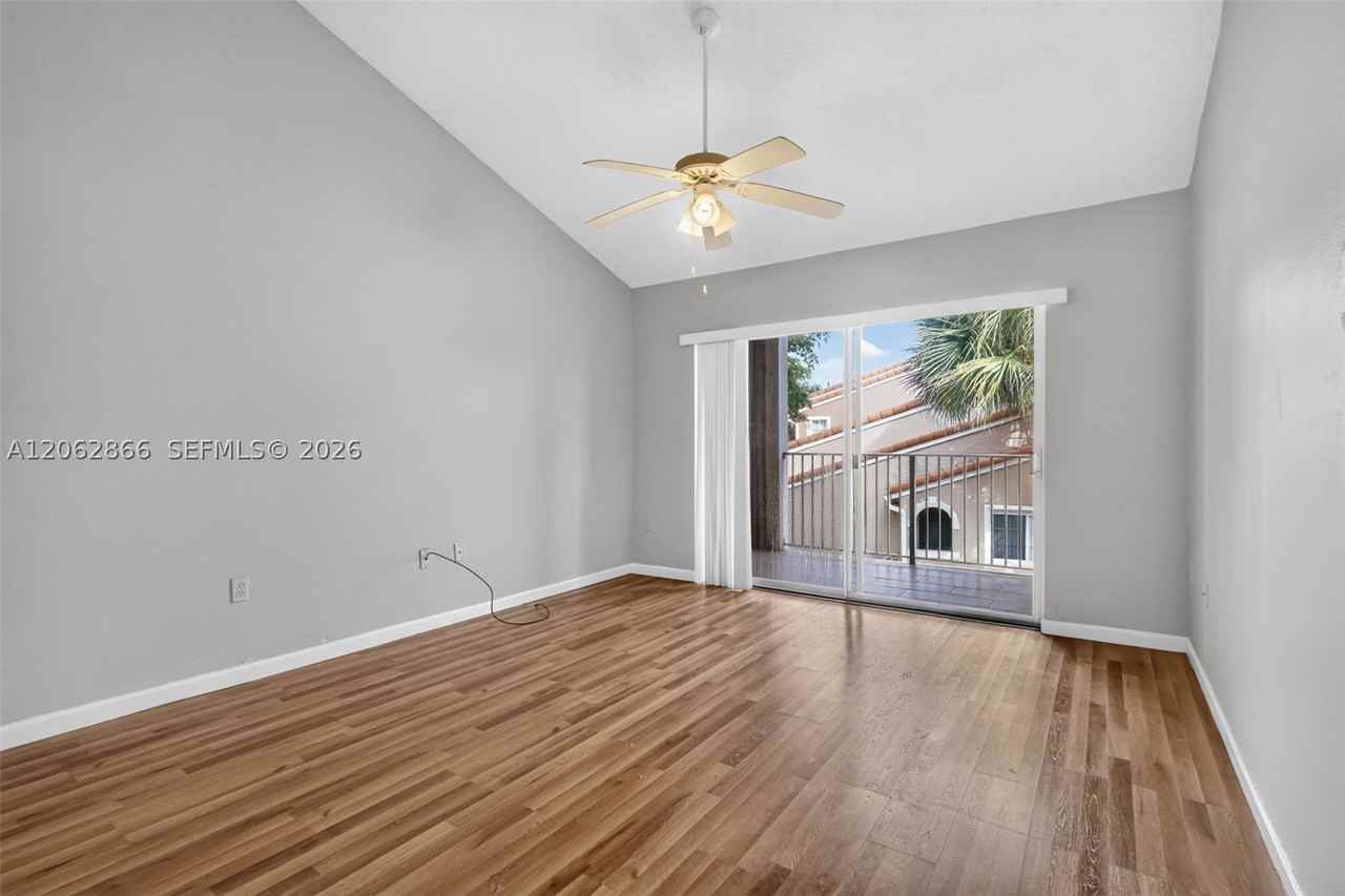 7808 Sonoma Springs Cir #304 - Photo 6 of 28