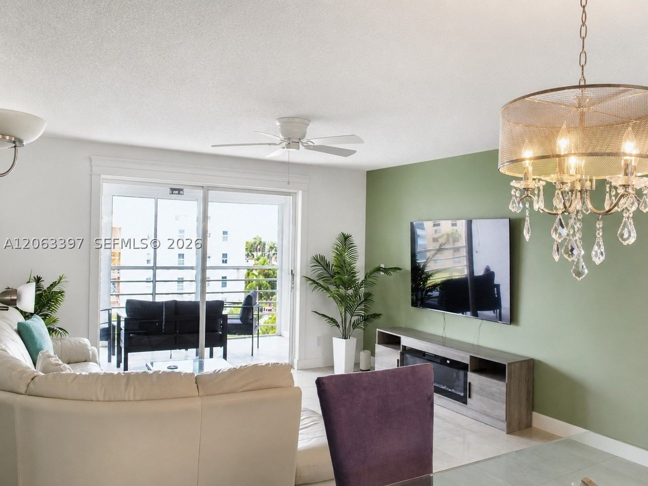 401 Se 3rd St #608 - Photo 5 of 34