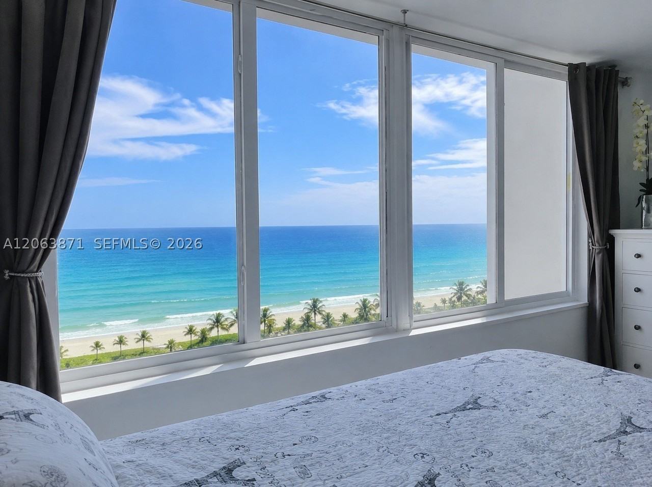 19201 Collins Ave #545 - Photo 4 of 22