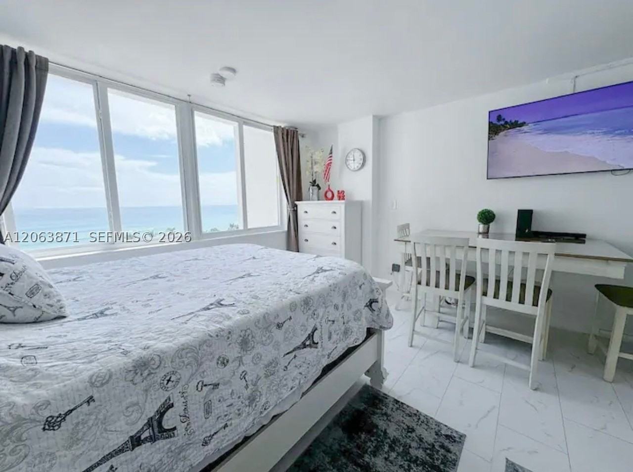 19201 Collins Ave #545 - Photo 5 of 22