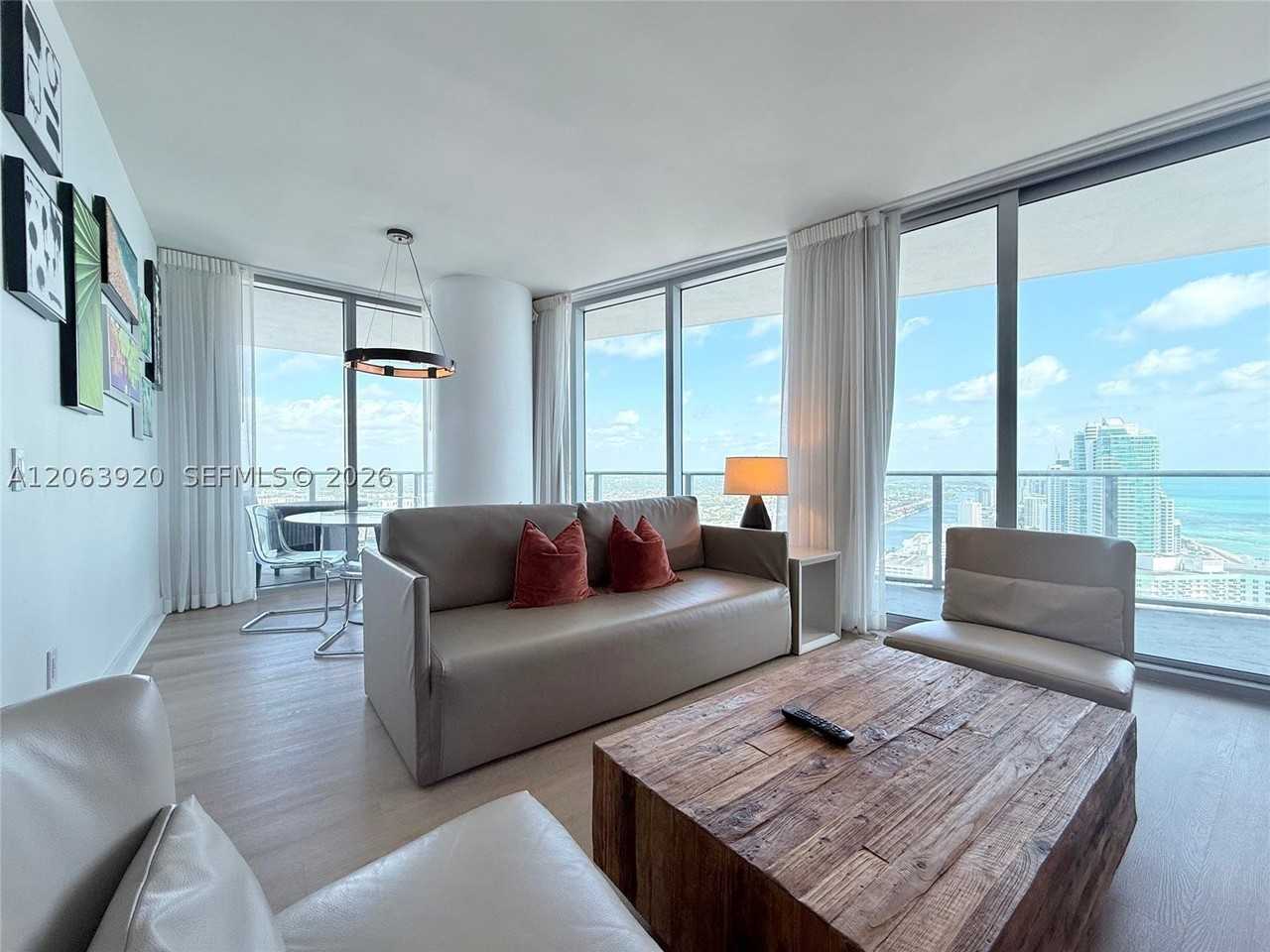 4111 S Ocean Dr #2912 - Photo 5 of 34