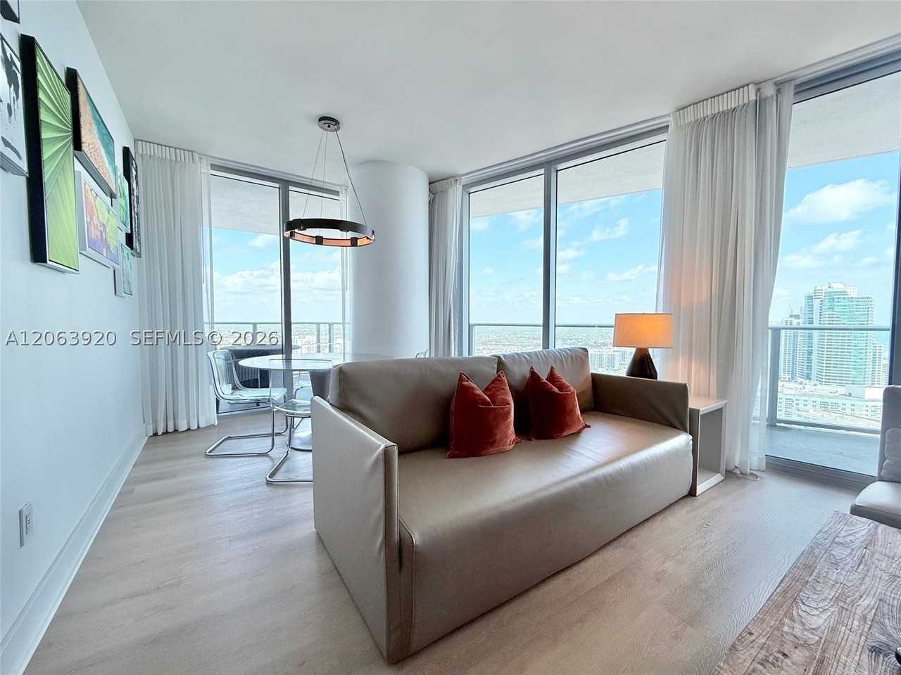 4111 S Ocean Dr #2912 - Photo 7 of 34