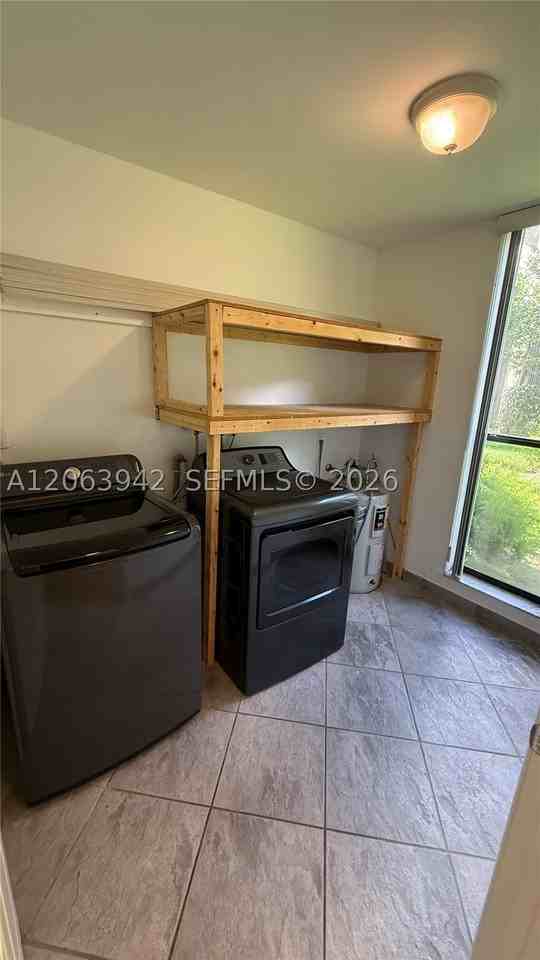 2961 Sw 87th Ave #301 - Photo 7 of 29