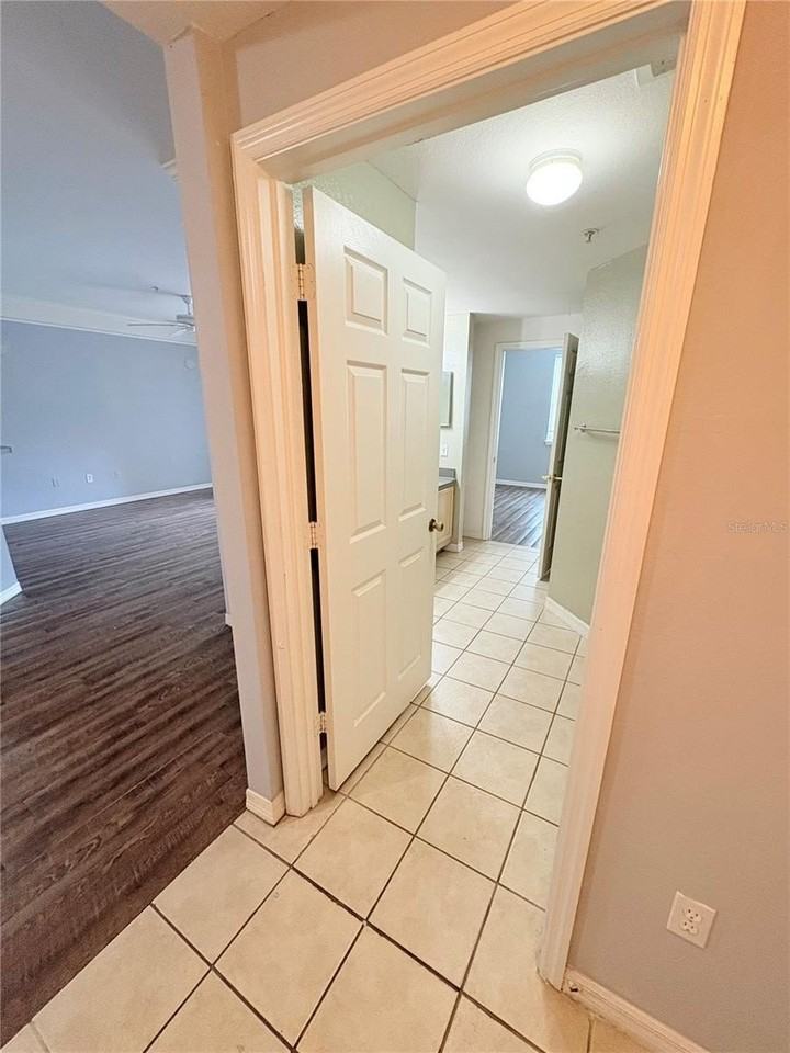 6412 Queens Borough Ave #207 - Photo 4 of 19