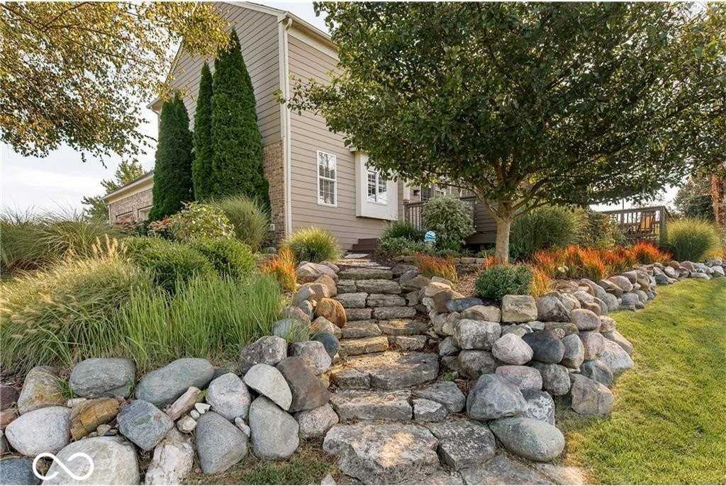 1473 Sweet Saddle Ct - Photo 4 of 30