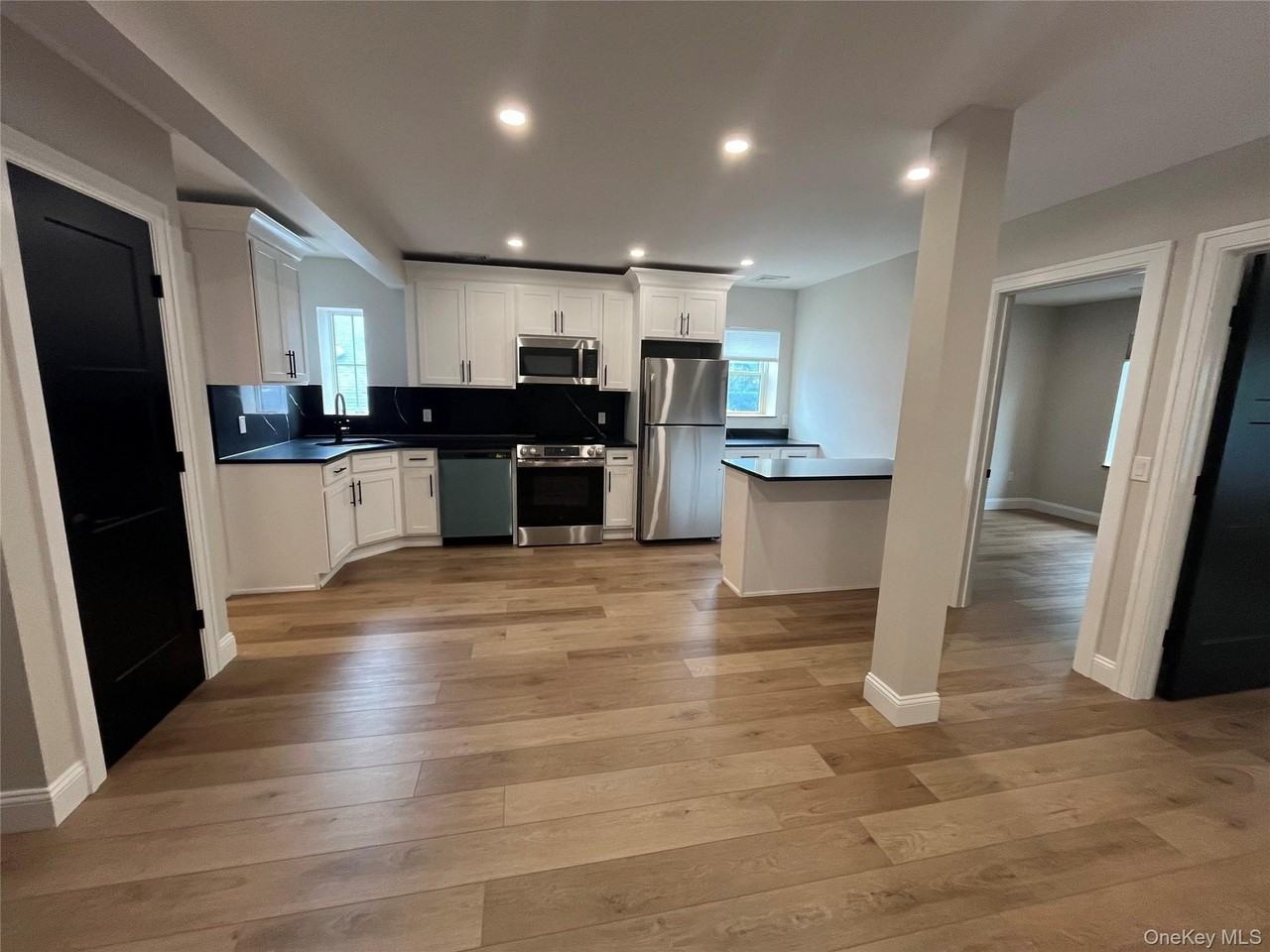 68A W Main St #A - Photo 6 of 18