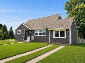 7 Mindy Ln - Photo 1 of 1
