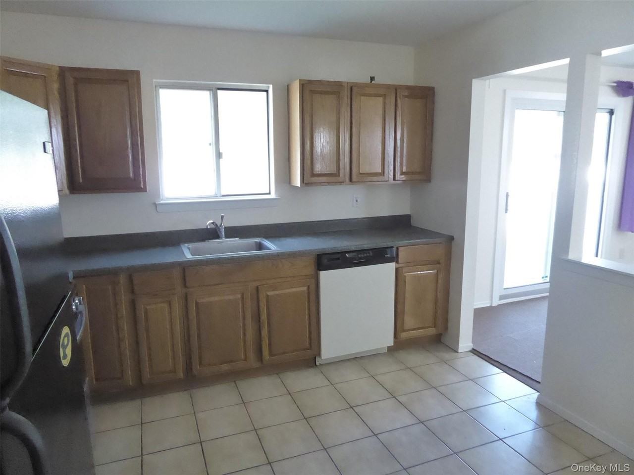 95 Valentine Ave #2ndFL - Photo 6 of 15