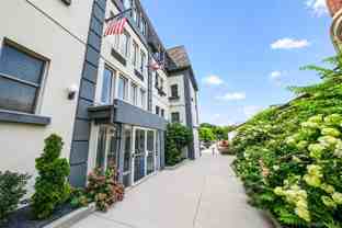 202 Main St - Photo 1 of 1