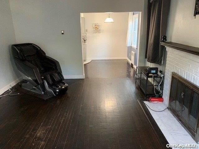 187 Perry St - Photo 4 of 14