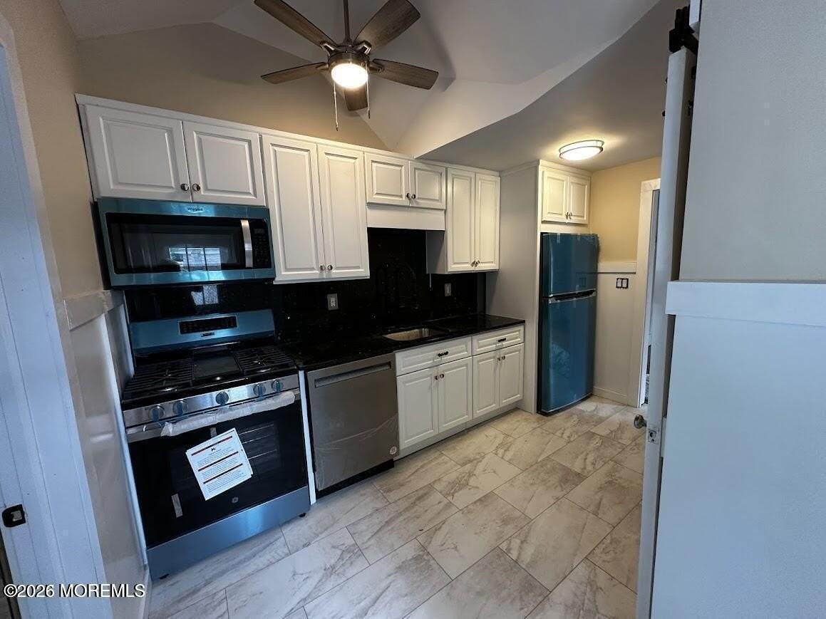 608 Park Place Ave #A - Photo 2 of 12