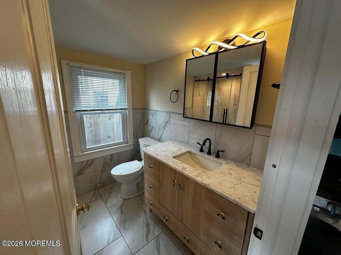 608 Park Place Ave #A - Photo 3 of 12
