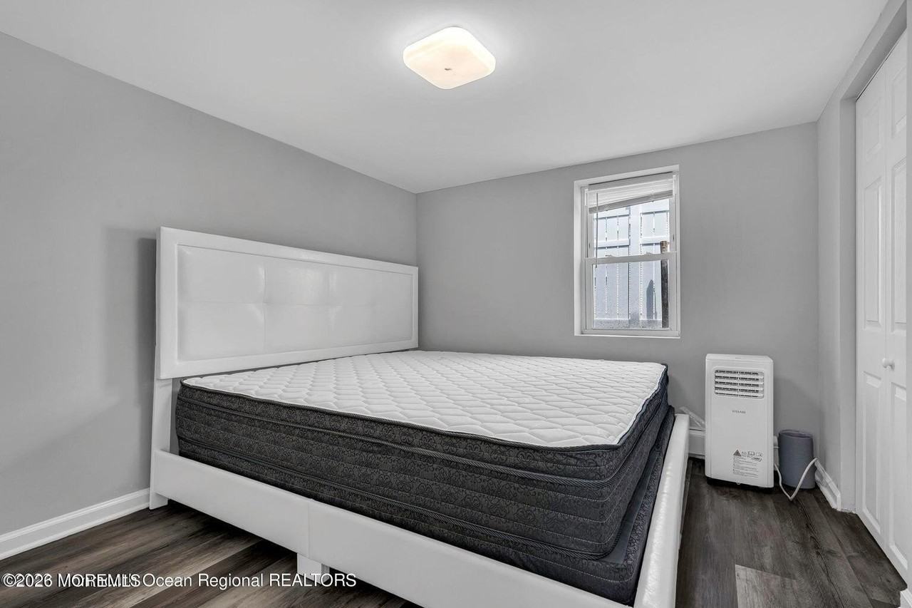 39 Sheridan Ave #1 - Photo 5 of 9