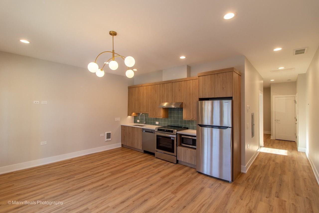 6749 S Langley Ave #B - Photo 4 of 12