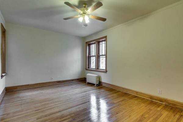 1350 E Hyde Park Blvd #2E - Photo 3 of 10
