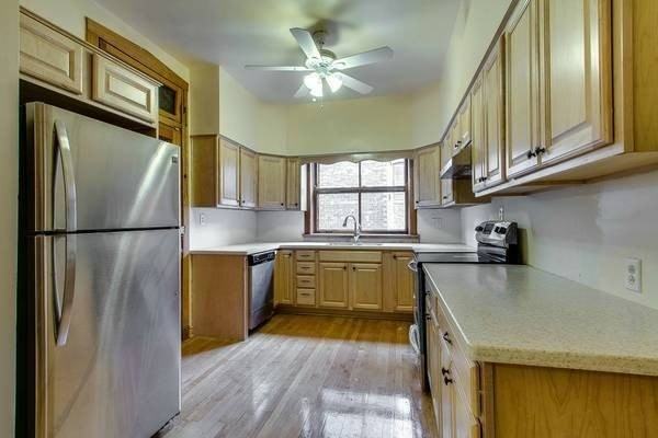 1350 E Hyde Park Blvd #2E - Photo 4 of 10