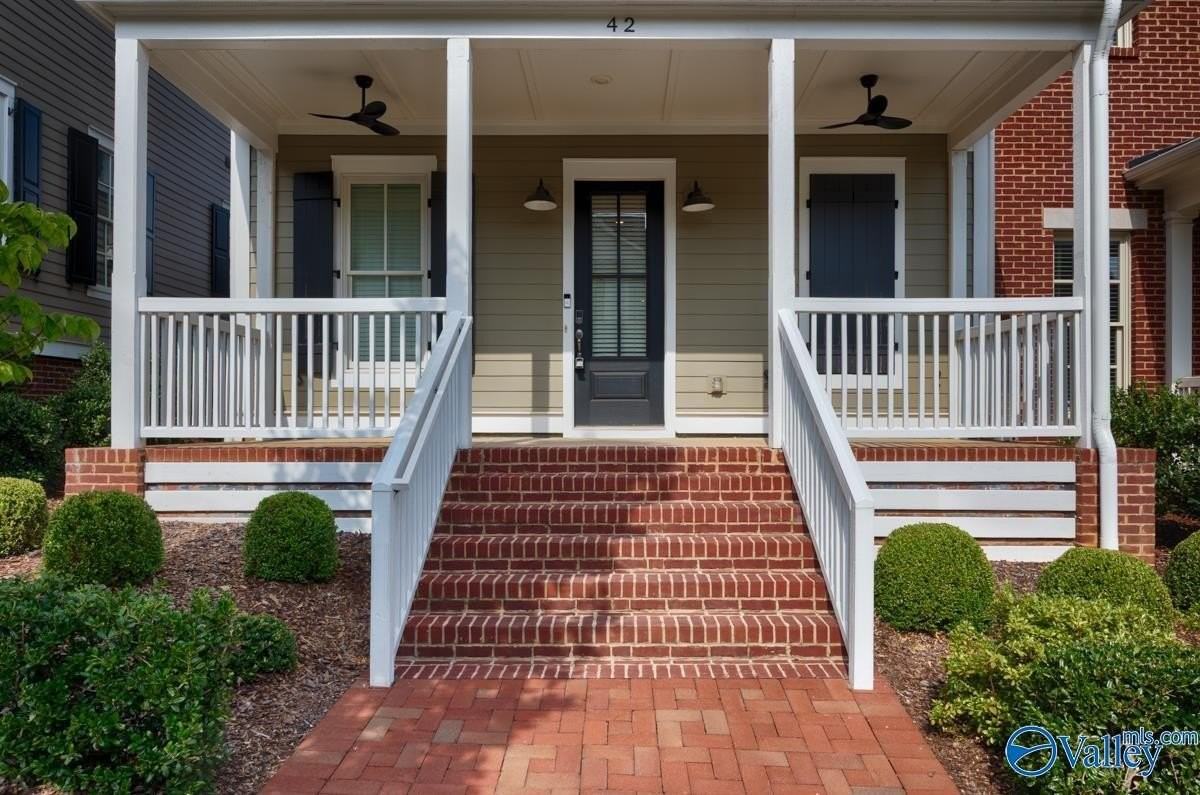 42 Pine St Nw - Photo 3 of 49
