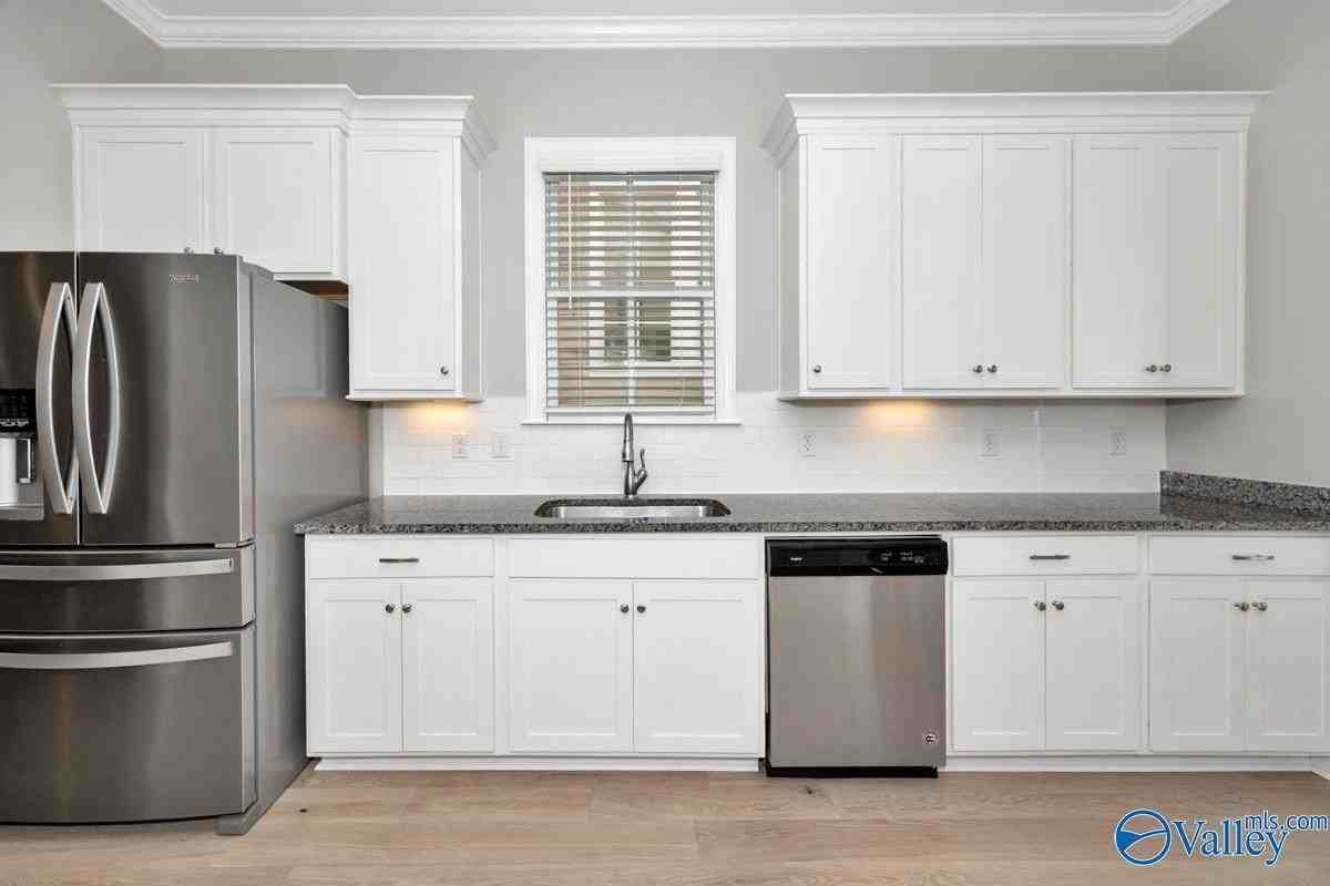42 Pine St Nw - Photo 6 of 49