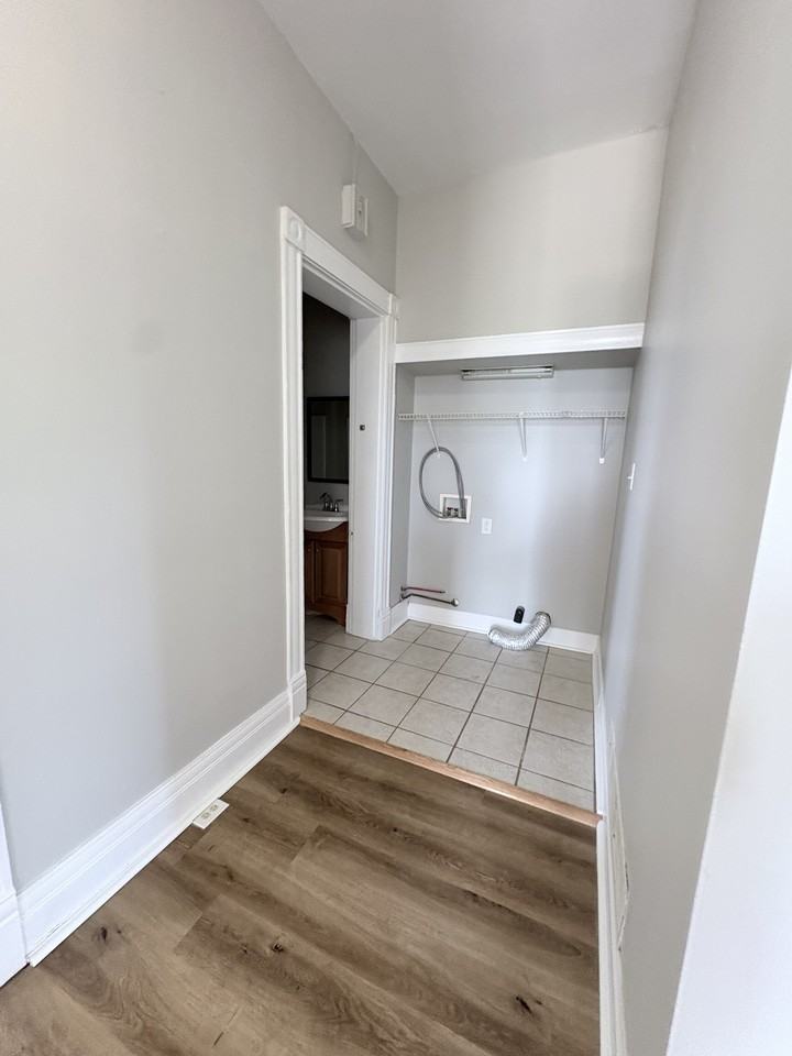 340 S Main St #3 - Photo 5 of 8