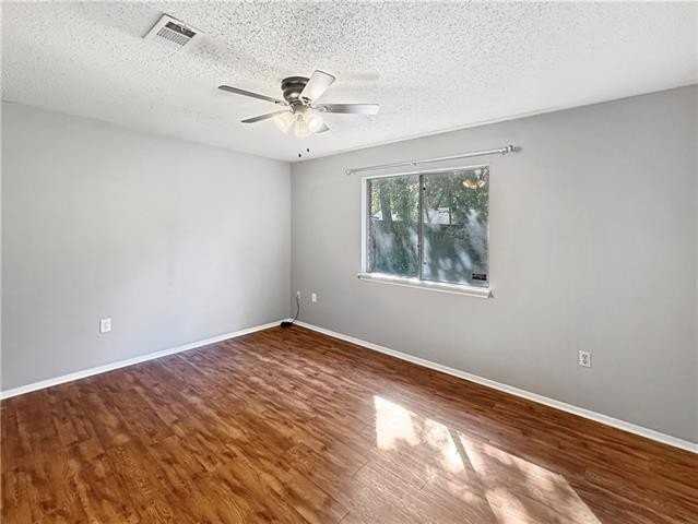 213 Chess Dr - Photo 6 of 12
