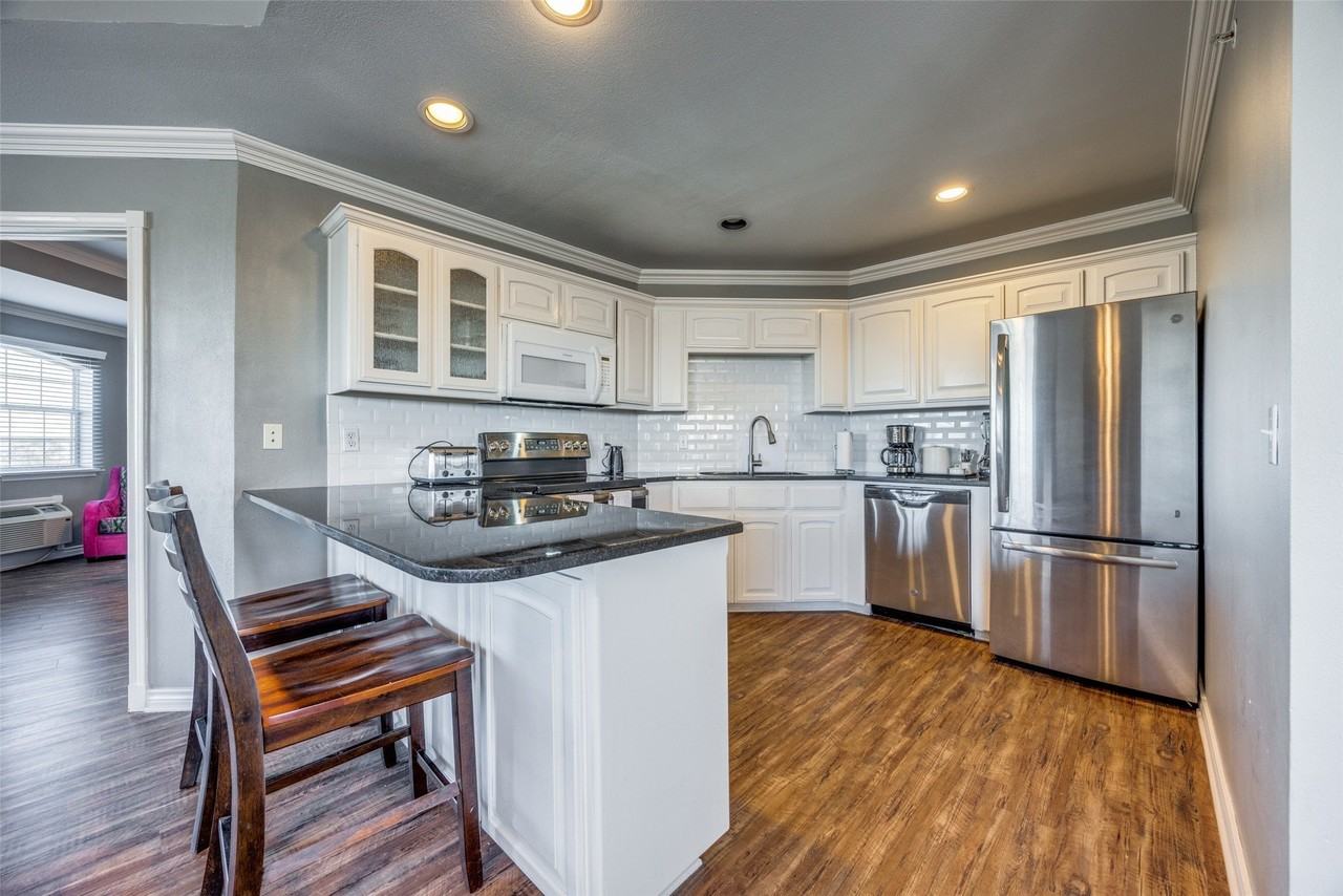 290 Tanglewood Cir #5433-34 - Photo 2 of 21