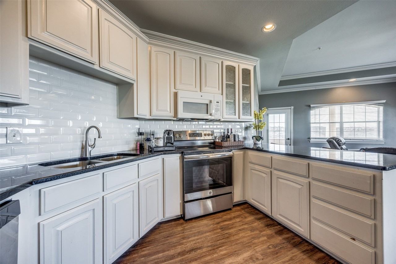 290 Tanglewood Cir #5445-46 - Photo 3 of 21