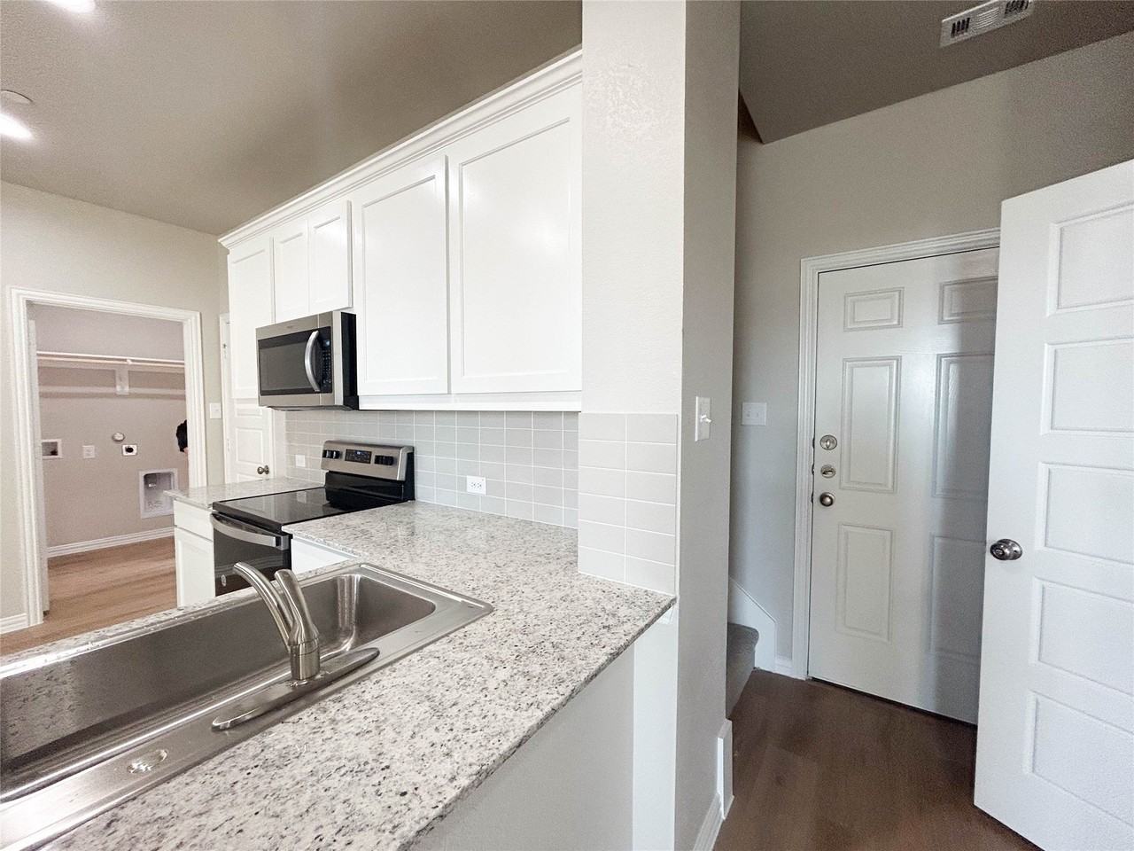 2909 Ali Dr - Photo 5 of 18