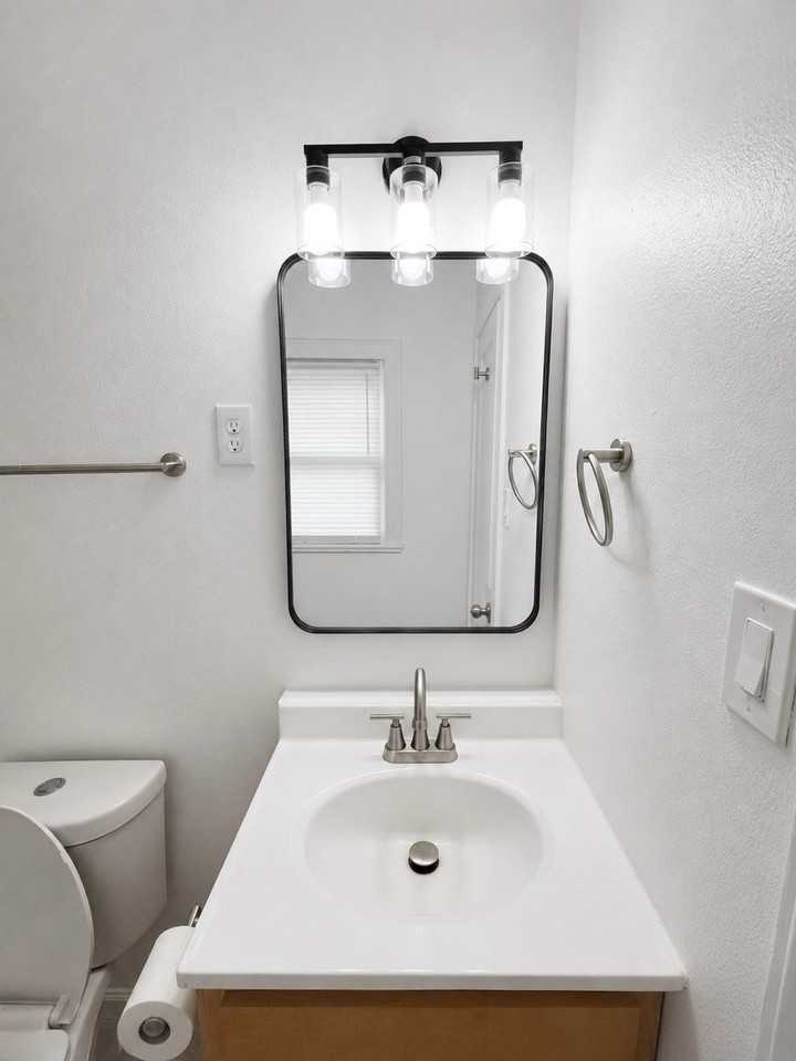 622 N Austin St - Photo 4 of 25
