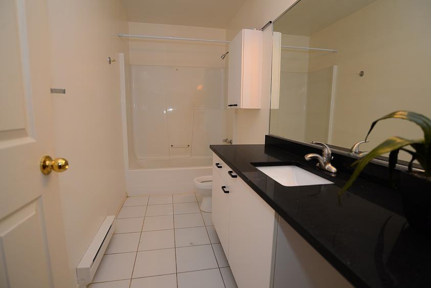 877 Admirals Road #3 - Photo 2 of 8